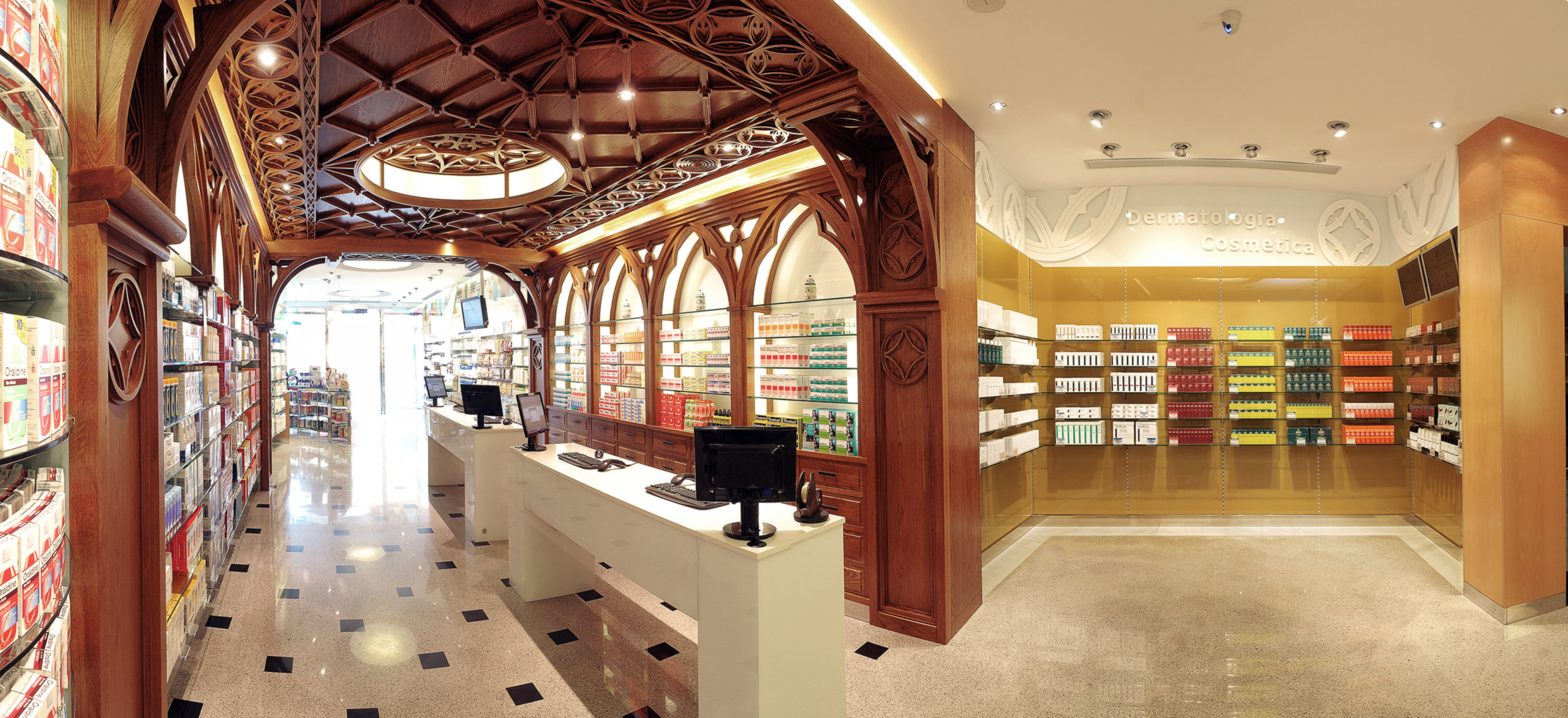 Interior Farmacia Jiménez